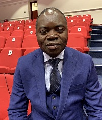 Dr James Alegbeleye